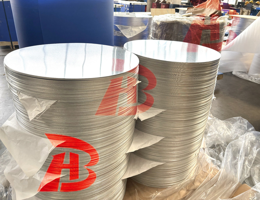 1050 1060 1070 1100 Discos de aluminio Círculos Temperatura O Precisión Superficie lisa Terminada Para utensilios de cocina