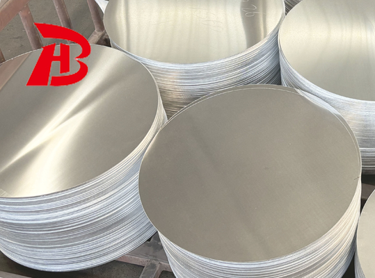 Superficie terminada de molino Cacerola Discos de aluminio Círculos 1050 H12 H14 H16 H18 H0 Cc Material Dc Material para la cubierta de la sartén