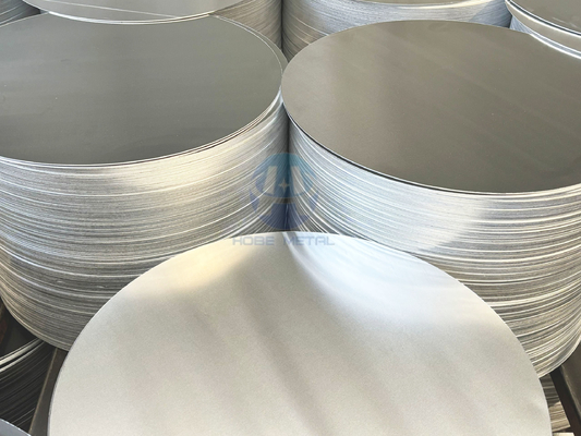 1 Serie de lámina de aluminio circular laminado en caliente fundición proceso de laminado procesamiento de espejos fabricantes vendidos directamente