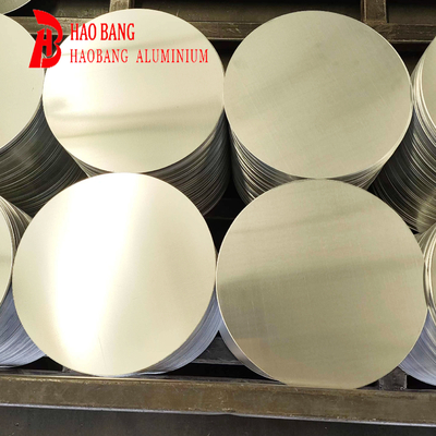 Círculo de aluminio personalizable con superficie lisa