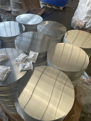 1 3 5 8 Serie de Aluminio Círculo en blanco Resistencia a la corrosión Fuerte resistencia a la tracción Para teteras