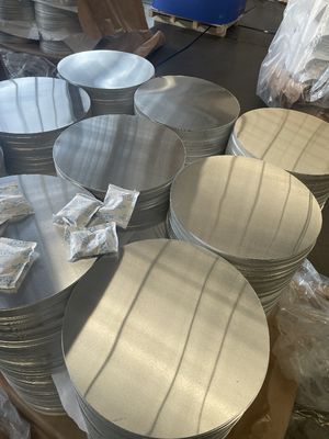 Disco de aluminio de alta planitud 1050/3003 Aleación O H12 Templado CC DC Material Embutición profunda Resistente a grietas Diámetro personalizado para ollas Sartenes Estampado industrial
