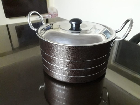 Tratamiento de superficie de anillo de aluminio de alta calidad Color plata para utensilios de cocina