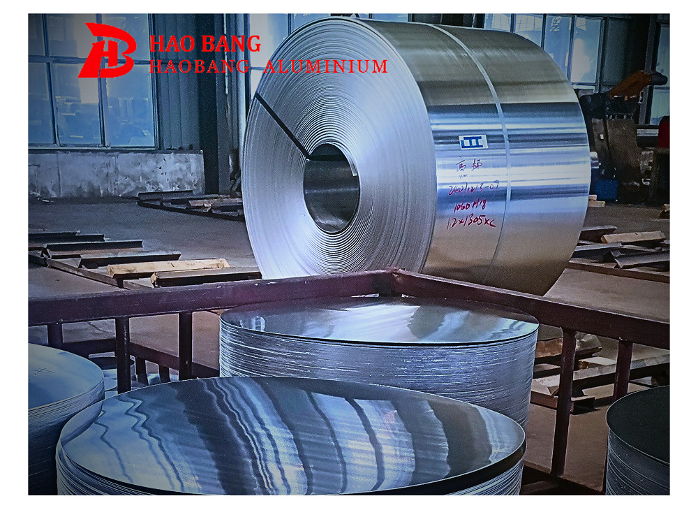 Dc o Cc 1050 1060 3003 5052 5474 6061 de aluminio para la decoración de la bobina de techo de celda de alcantarillado de cortina