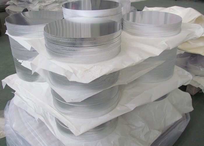 Disco 2.4m m del aluminio de la embutición profunda 3003 densamente para la olla de presión eléctrica